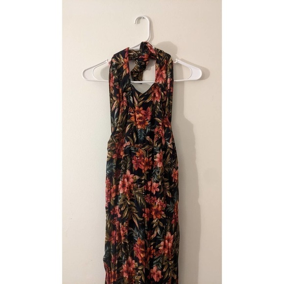 American Eagle Floral Halter Pantsuit Medium, Back Zip - Picture 5 of 10